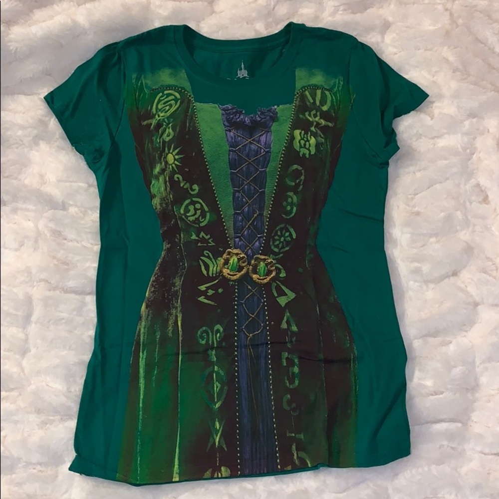 Hocus Pocus t-shirt women’s size M